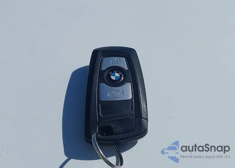 2015 BMW 328I xDrive z USA, uszkodzony, nr VIN WBA3B5C52FF962217